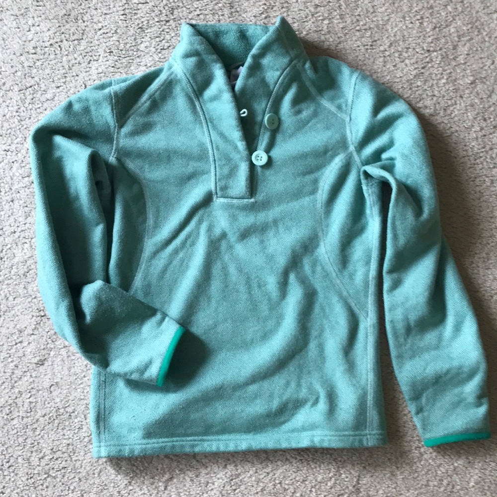 Women’s Small The North Face fleece quarter zip.